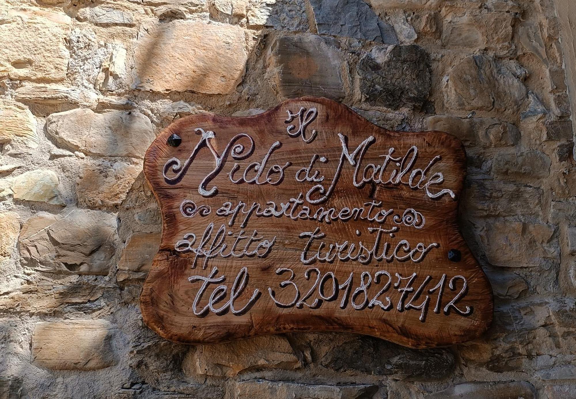 Il Nido Di Matilde _Monolocale Design Sul Fiume_ Lägenhet Rossena Exteriör bild